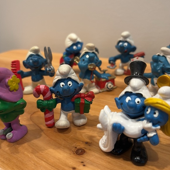 Lot of 28 vintage smurf collection - Picture 11 of 16